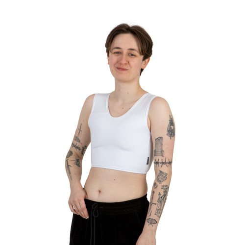 Binder sport wąskie ramiączka na modelu z przodu.