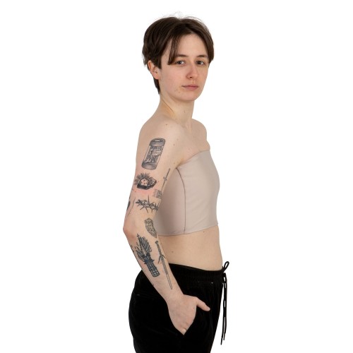 Binder Sport bez ramiączek beżowy - od boku.